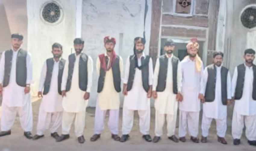 ملتان؛ ایک ہی خاندان کے 9 نوجوانوں کی اجتماعی شادیاں،تقریب سوشل میڈیا پر وائرل