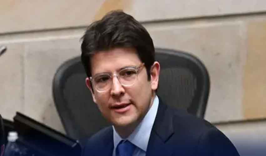 کولمبیا کے سابق صدر اور اپوزیشن لیڈر پر قاتلانہ حملہ،حالت تشویشناک