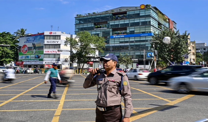 بنگلہ دیش میں ووٹ خریدنے کی کوشش ناکام،کریک ڈاؤن کے دوران بھاری نقدی برآمد