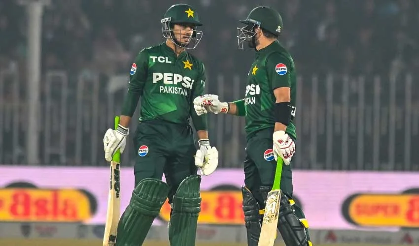 پاکستان نے سری لنکا کو شکست دے کر 3 ملکی ٹی ٹوئنٹی سیریز جیت لی