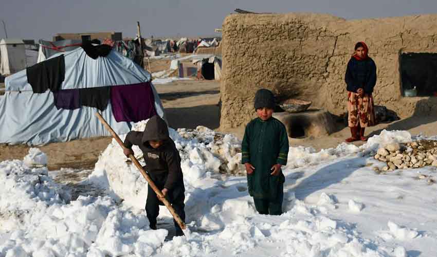 افغانستان میں شدید برفباری، مختلف واقعات میں 14 افراد جاں بحق
