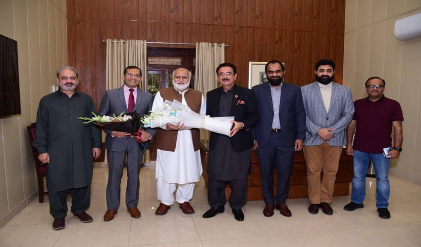 چیئرمین ہائیرایجوکیشن کمیشن کاپنجاب یونیورسٹی کالج آف انفارمیشن ٹیکنالوجی کا دورہ