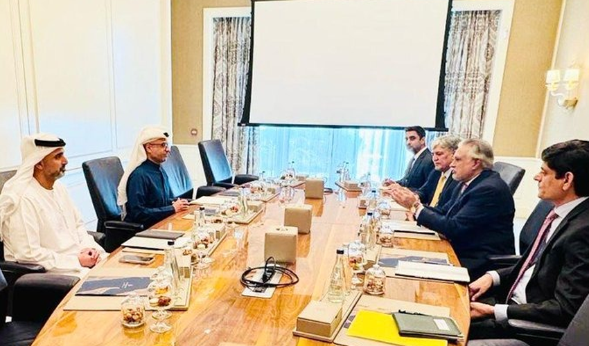 اسحاق ڈار کی ابوظہبی محکمہ خزانہ کے چیئرمین سے ملاقات، سرمایہ کاری و ٹیلی کام تعاون پر اتفاق