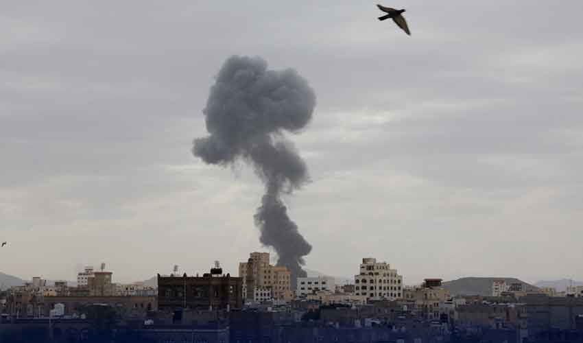 اسرائیل نے ایک بار پھر یمن کے صنعا انٹرنیشنل ایئرپورٹ پر حملہ کردیا