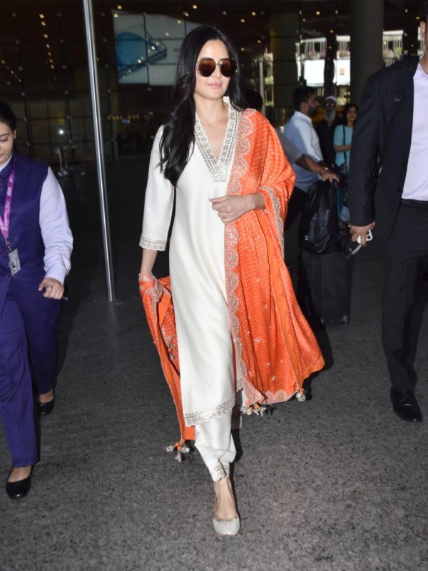 Katrina kaif airport