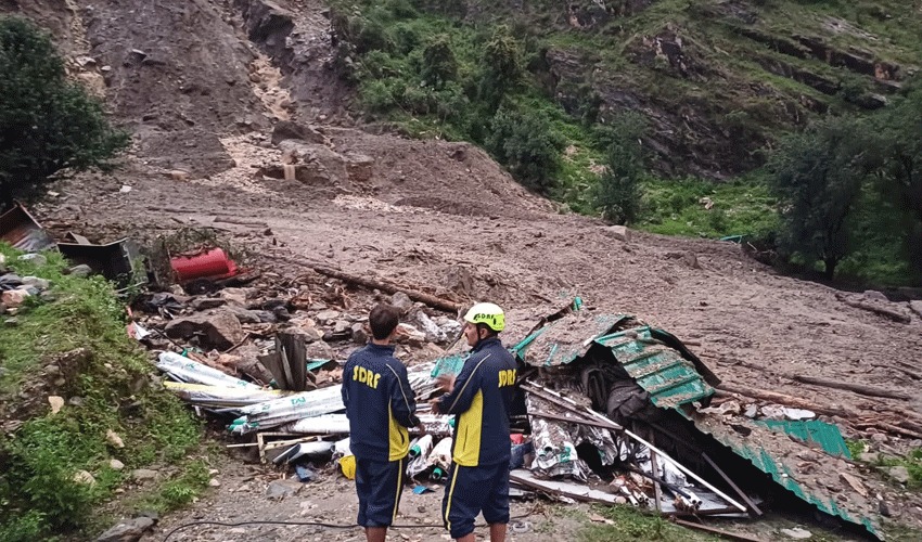 بھارتی ریاست اتراکھنڈ میں لینڈ سلائیڈنگ، 9 افراد لاپتہ ہوگئے