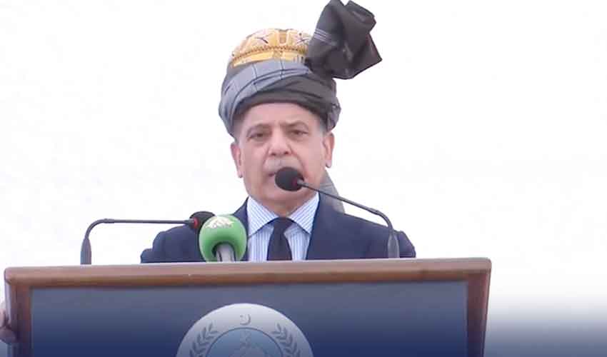 قبائلی عمائدین بھارتی سرپرستی میں چلنے والے فتنہ خوارج کے خلاف متحد رہیں، وزیر اعظم