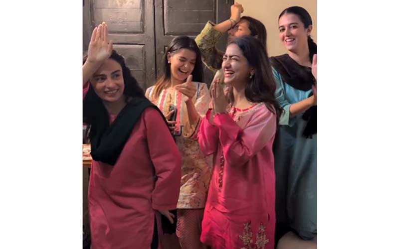 سماء ڈیجیٹل کے شو ’’پنجابی کڑیاں‘‘ کے ٹپوں نے دھوم مچا دی، اداکارائیں بھی دیوانی ہو گئیں