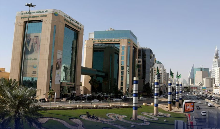 پاکستان کے سرجڑے بچوں کو آپریشن کیلئے ریاض پہنچا دیا گیا