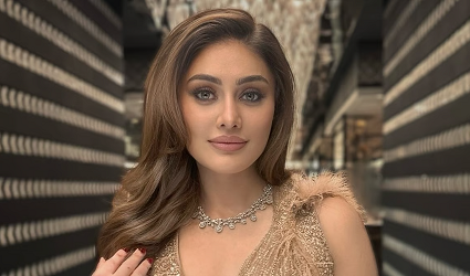 بھارتی اداکارہ و ماڈل شفالی جری والا 42سال کی عمر میں چل بسیں