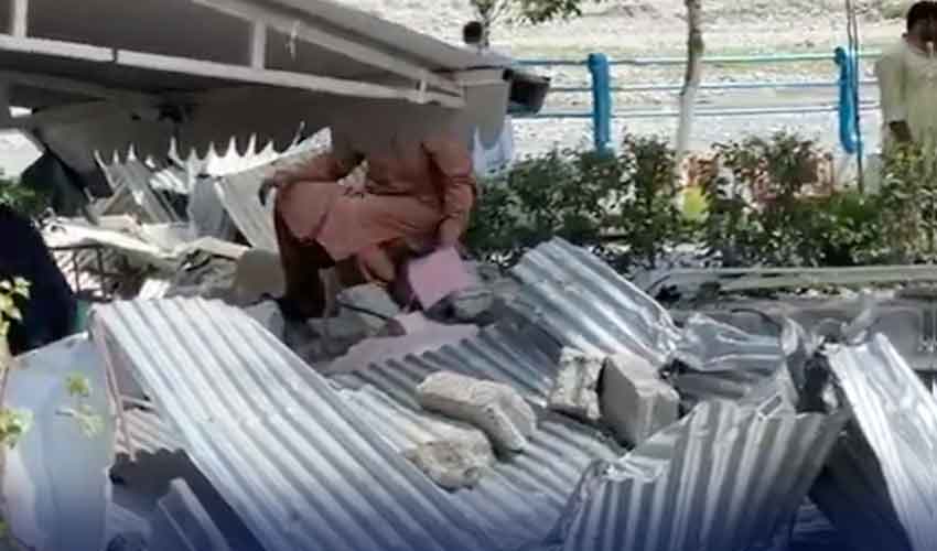 سانحہ سوات : دریا کنارے تعمیر ہوٹل ، پارک اور دیگر غیر قانونی عمارتیں گرا دی گئیں