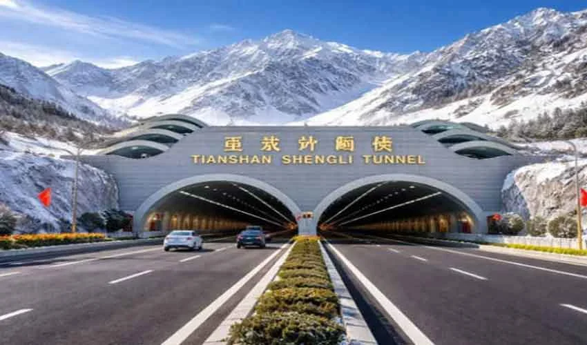 دنیا کی طویل ترین ایکسپریس وے سُرنگ کا باضابطہ افتتاح ہوگیا